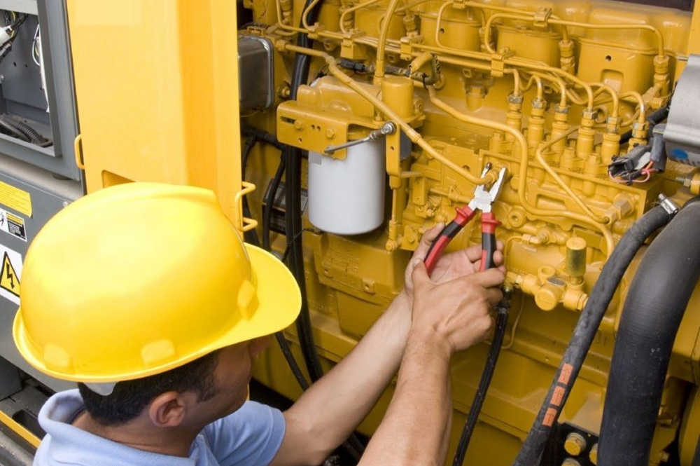 Reparación y Mantenimiento de Plantas Generadoras de Luz en Saltillo